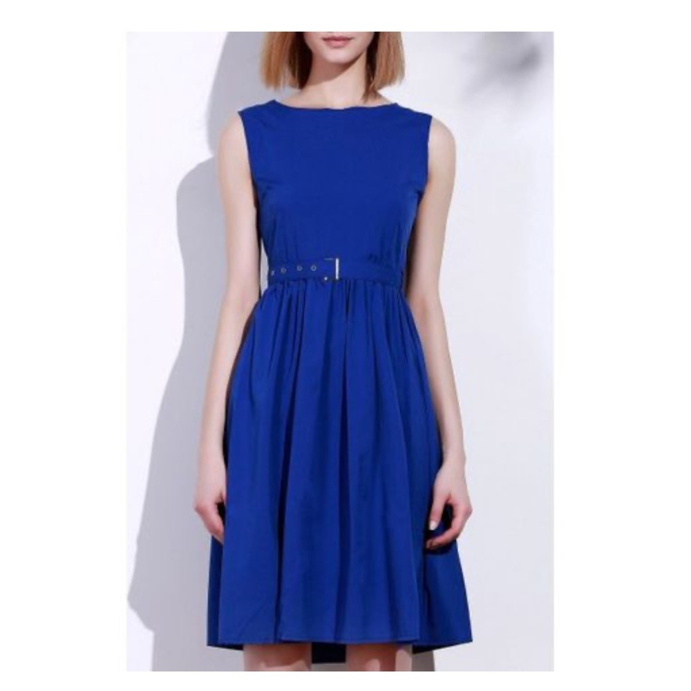 Elegant Blue women’s Medium Belted Sleeveless Dress